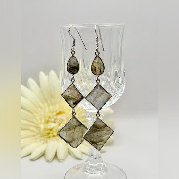 LABRADORITE EARRINGS - Picture 4 of 9